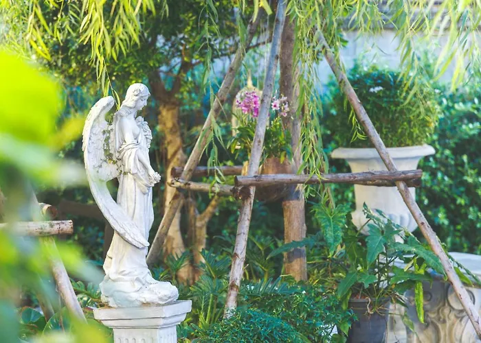 B.S Boutique Hotel