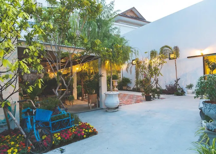 B.S Boutique Hotel