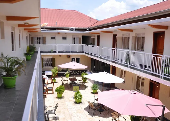 Sandton Hotel Kasese