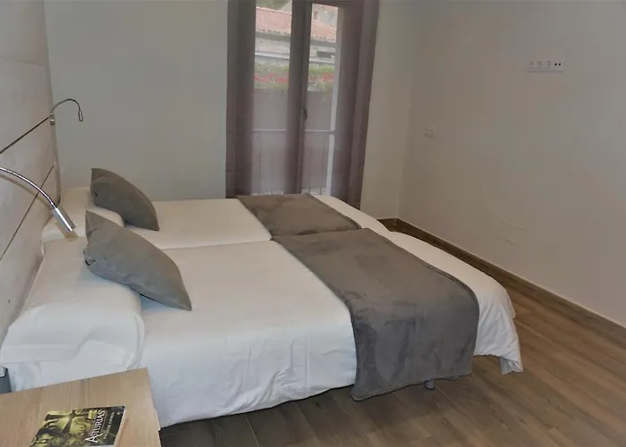 Apartamentos La Playina