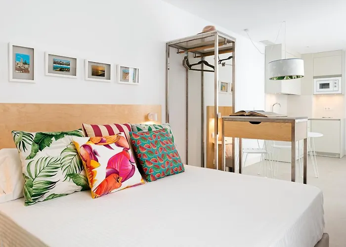 Apartamentos y estudios céntricos Conil Home Suite