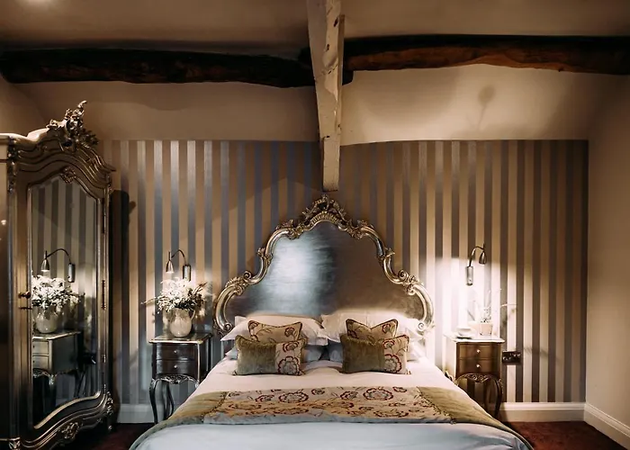 The Royal Hotel