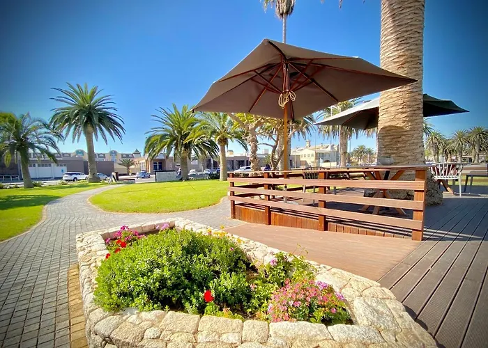 Atlantic Garden Boutique Hotel