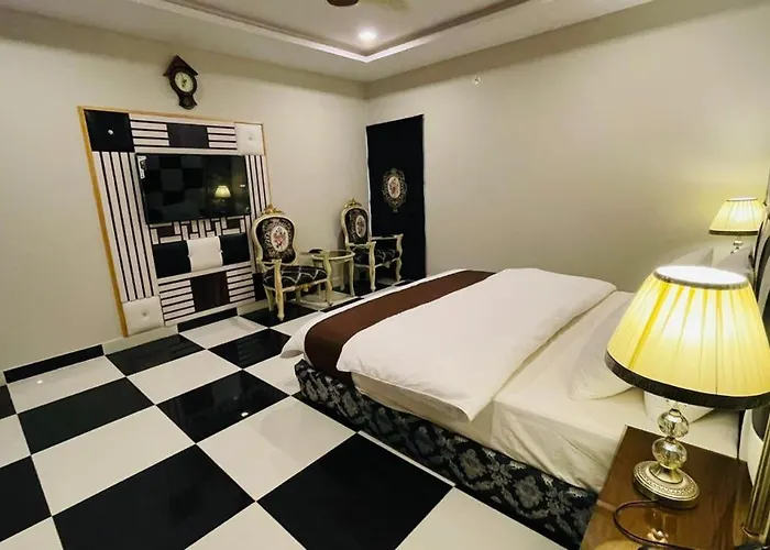 Golden Sand Hotel Rahim Yar Khan