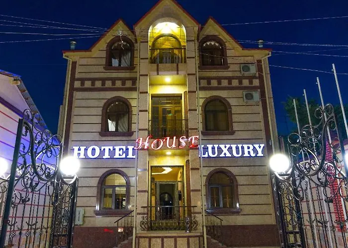 Mahmud Hotel