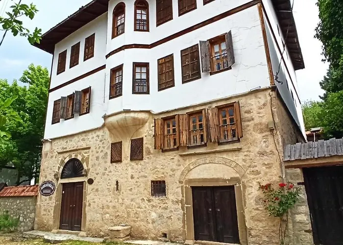 Paphlagonia Yoruk Muratoglu Konak