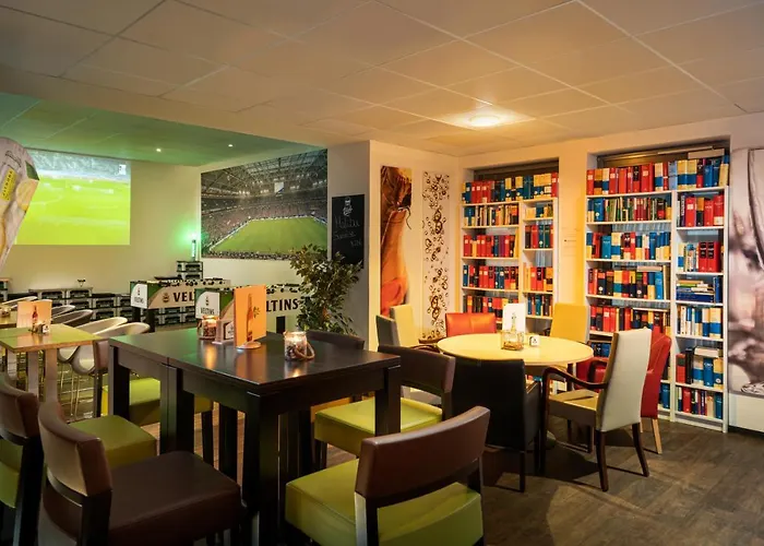 Food Hotel