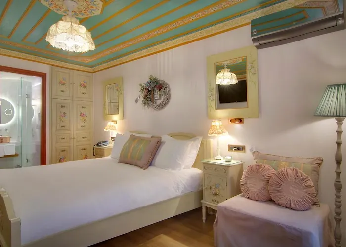 Archontariki Historic Boutique Hotel