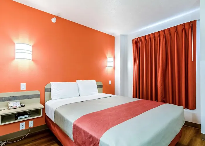 Motel 6-Kearney, NE