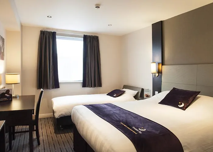 Premier Inn Macclesfield North