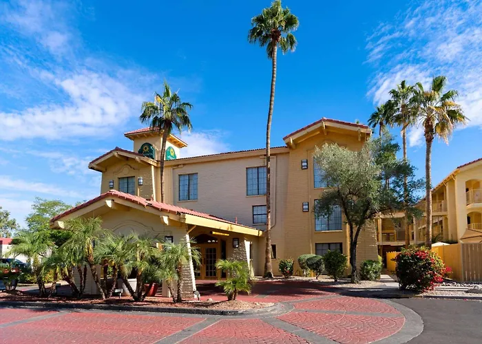 La Quinta Inn By Wyndham Phoenix Sky Harbor Airport