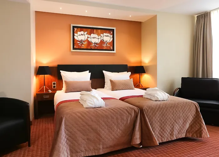 Avalon Hotel & Conferences