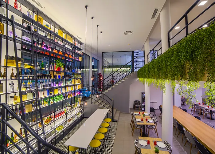 Hospedium Hotel Cañitas Maite Gastronómico