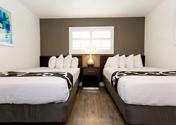 Surestay Hotel By Best Western Seaside Monterey