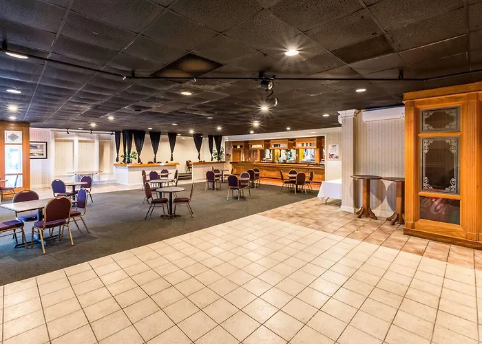Orangeburg inn&Suites