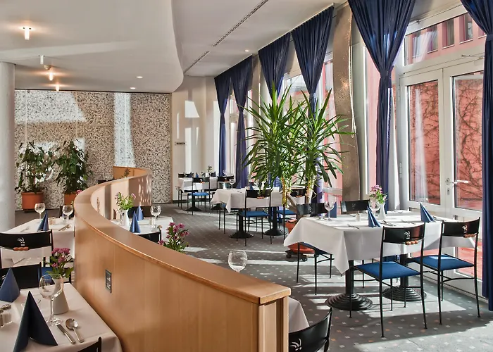 Tryp By Wyndham Halle