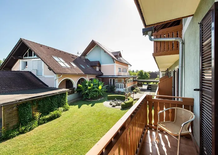 Hotel Altneudoerflerhof