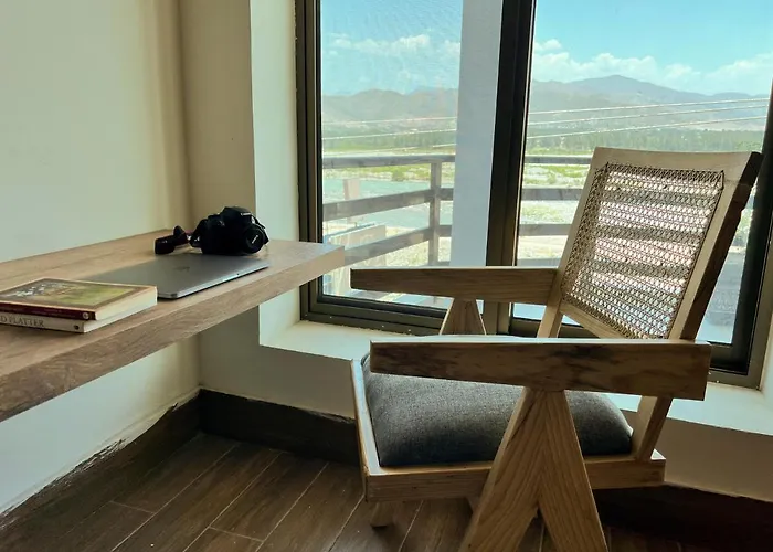 Lokal Rooms X Swat River