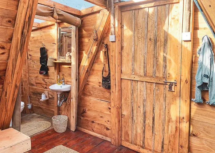 Foresight Eco Lodge & Safari