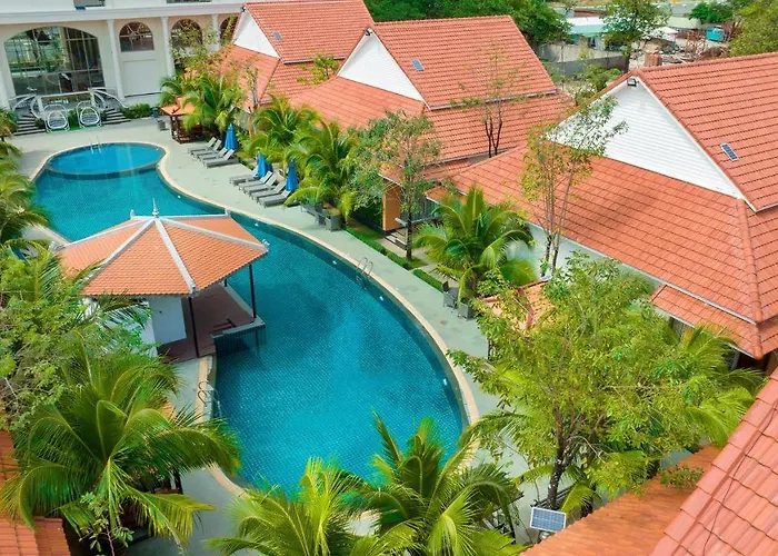 Sea Breeze Hotel & Villa