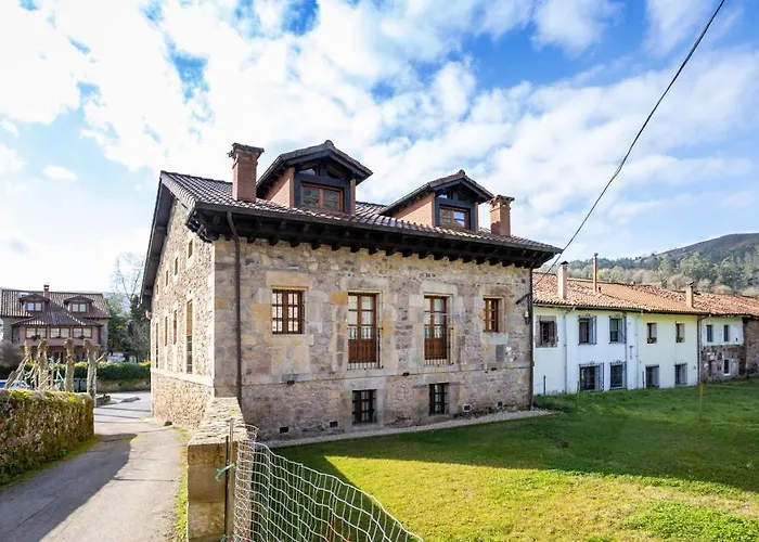 Apartamentos Los Edules