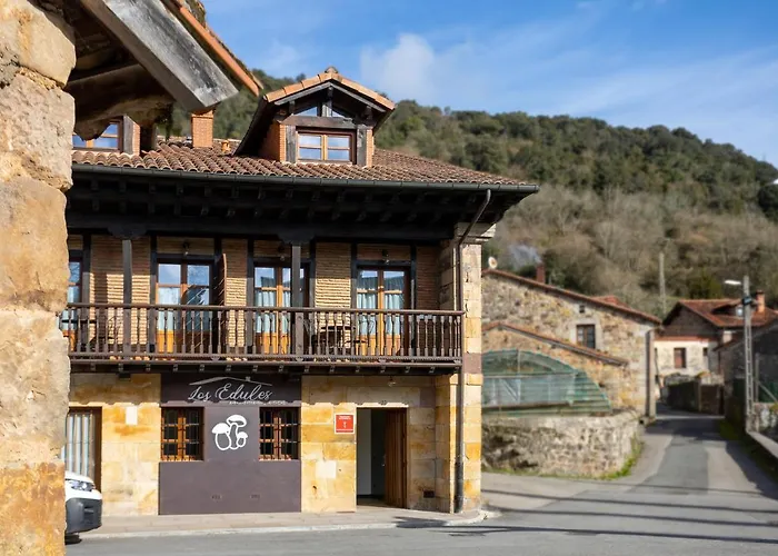 Apartamentos Los Edules