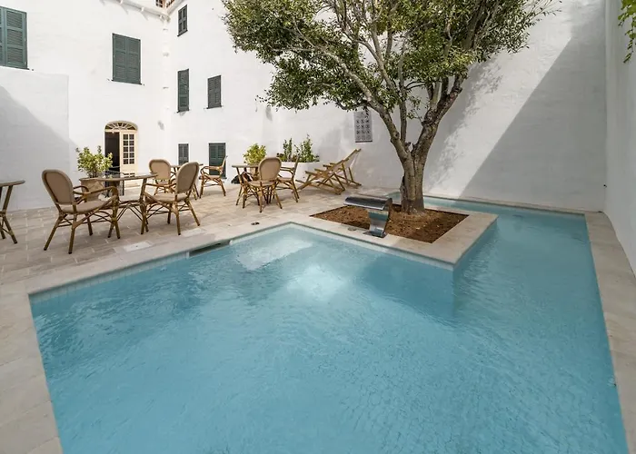 Seranova Luxury Hotel - Adults Only