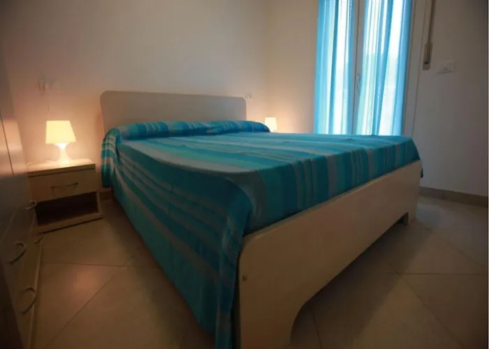 Beautiful And Modern Apartment Close To The Beach By Beahost Rentals Num1