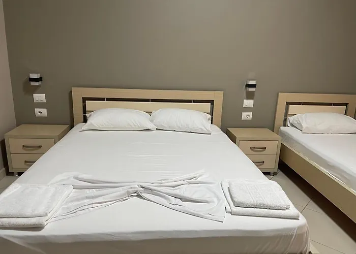 Season Inn