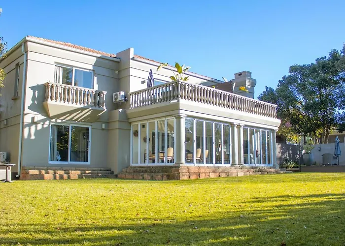 1945 On Kloof Guesthouse