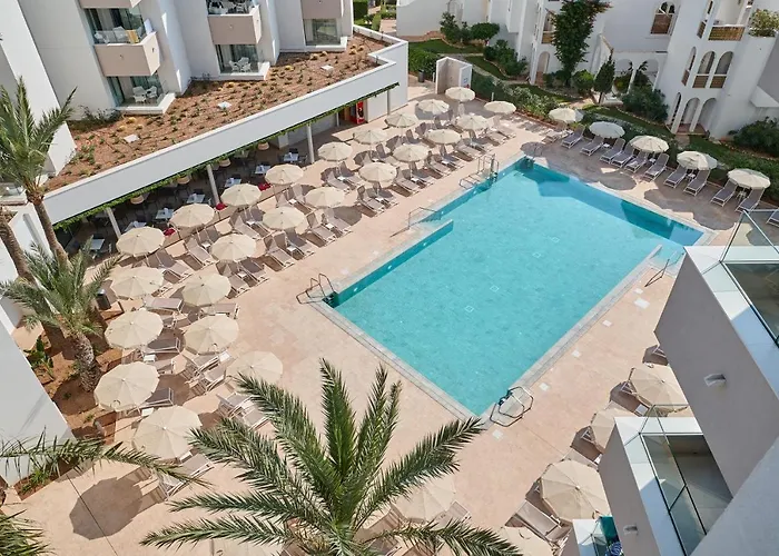 Hipotels Bahía Grande Aparthotel