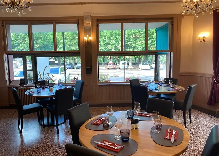 Hotel-Restaurant Les Trois Maures