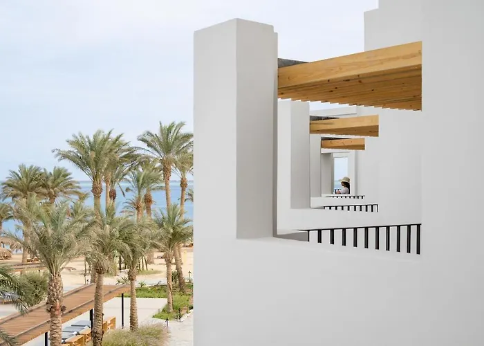 Serry Beach Resort