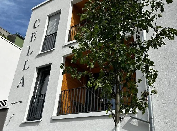 Cella Apartments ****