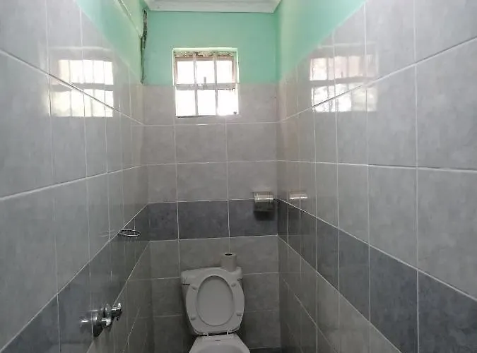Milimani Greens Inn