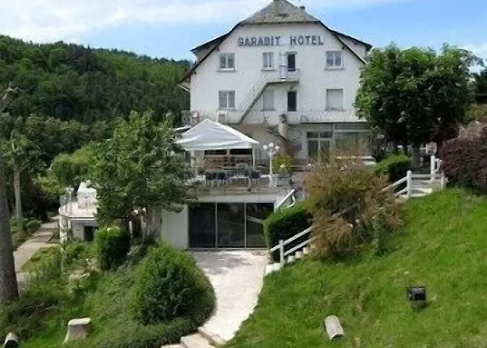 Garabit Hotel Anglards de Saint Flour