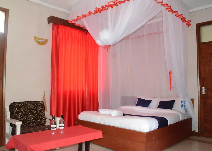 Hotel Senate Juja