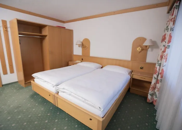 Hotel Alpenhof