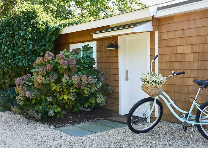 The Roundtree, Amagansett Hotel