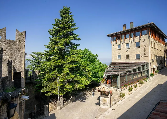 Hotel Cesare