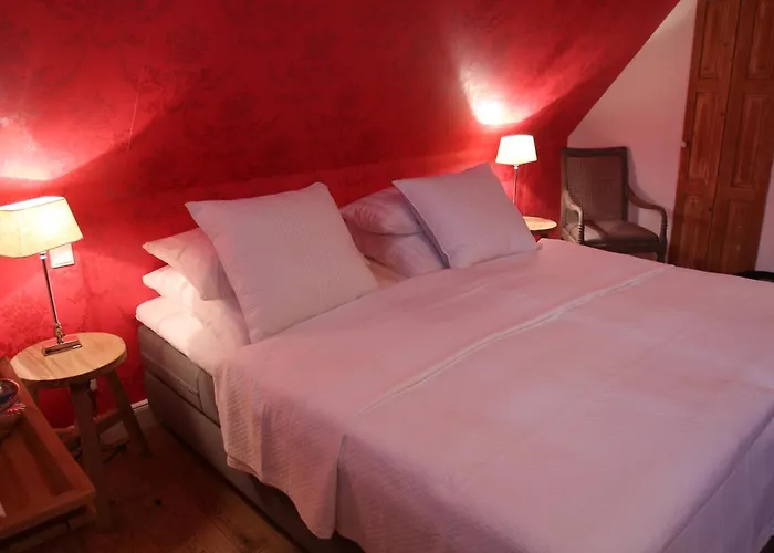 Hotel No. 11