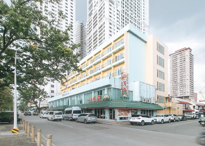 Aloha Hotel