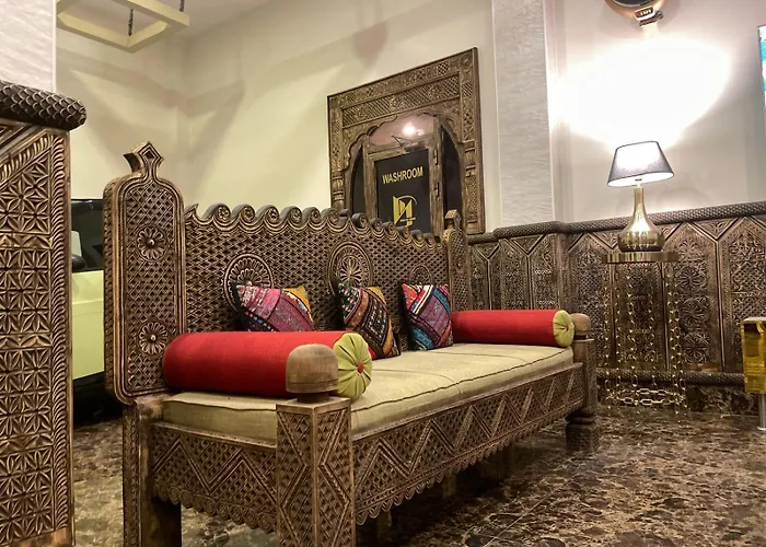 Burj Al Swat Hotel