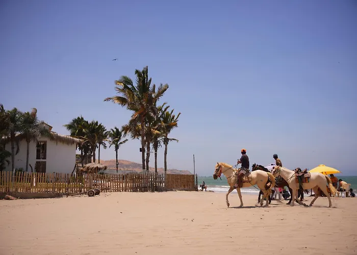 Los Almendros De Mancora