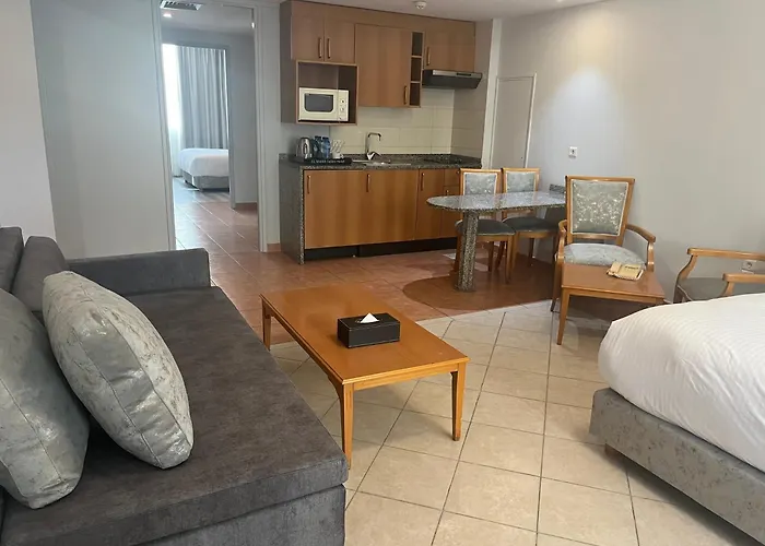 El Sheikh Suites Hotel