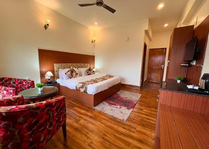 Hotel Kempty Radiant, Heaven In Mussoorie