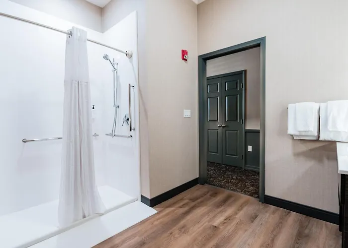 Hotel Nobo Cascade, Tapestry Collection By Hilton
