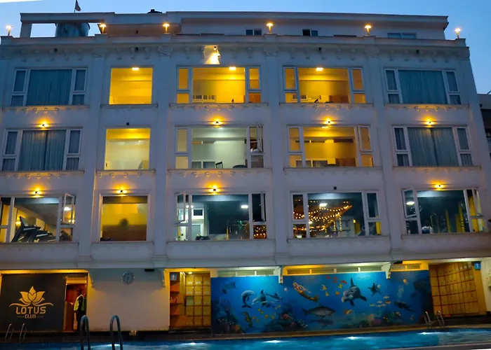 Lotus Club Boutique Hotel