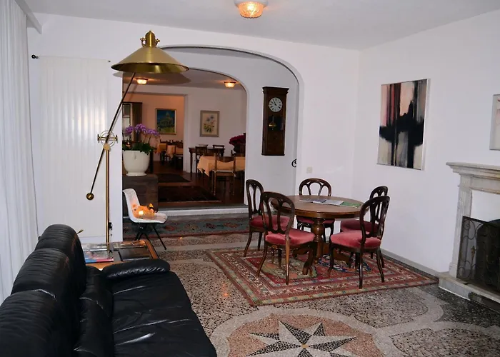 Hotel Garni Rivabella Au Lac