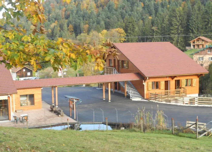 Auberge Du Saut Des Cuves